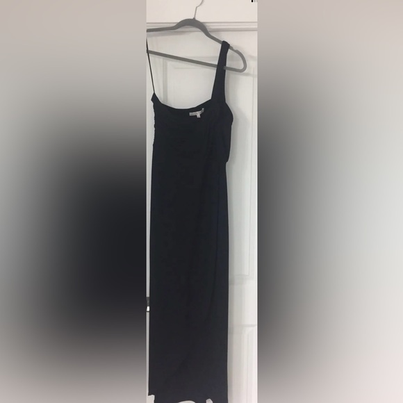 NWT/ Rosie Pope, Black, One Shoulder Long Dress, Size Medium - Picture 11 of 12